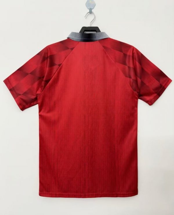 Manchester United 1996-97 Home Shirt - Image 3