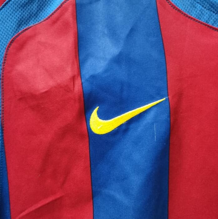 Barcelona 2005/2006 Home Shirt – Premier Retros