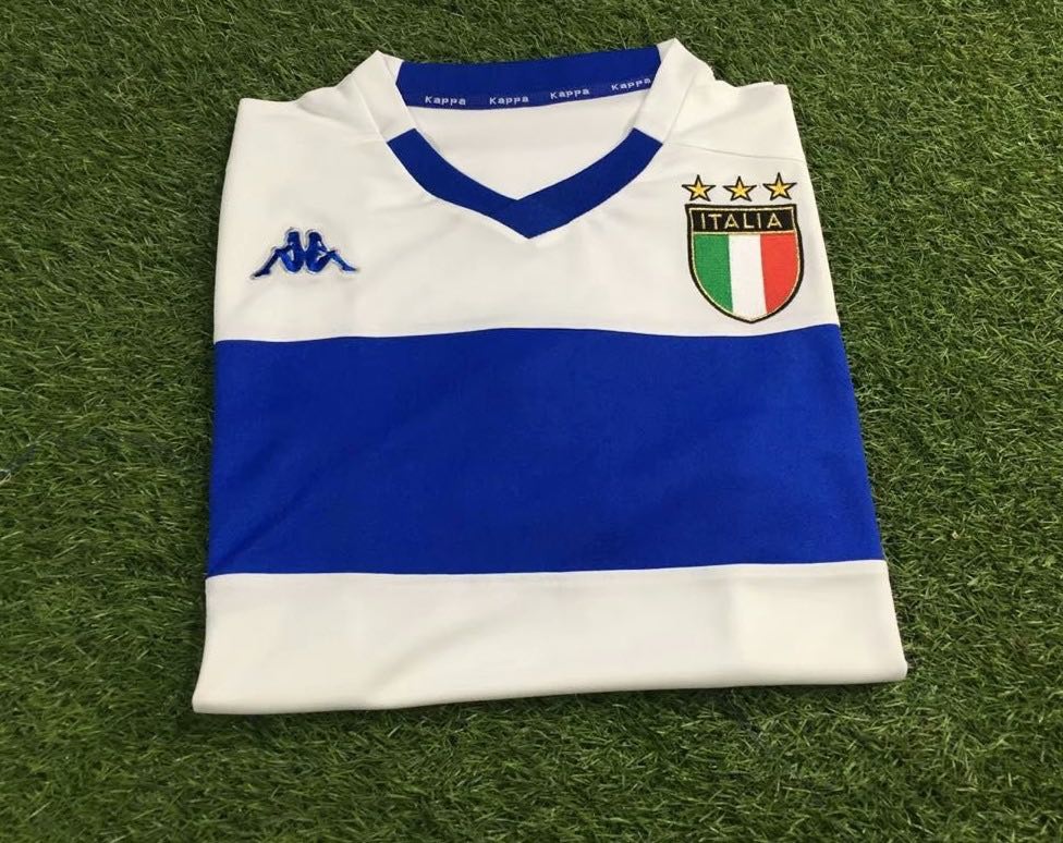 Italy 1999 Away Shirt – Premier Retros