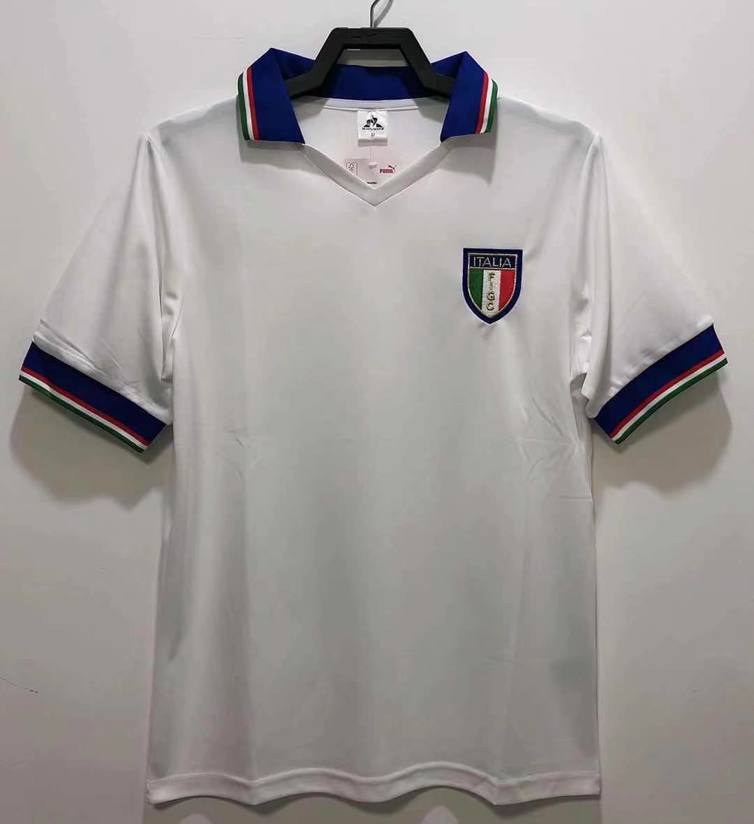 Italy 1982 Away Shirt – Premier Retros