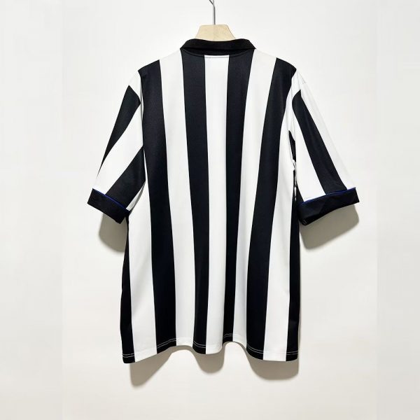 Newcastle United 1993-95 Home Shirt - Image 2