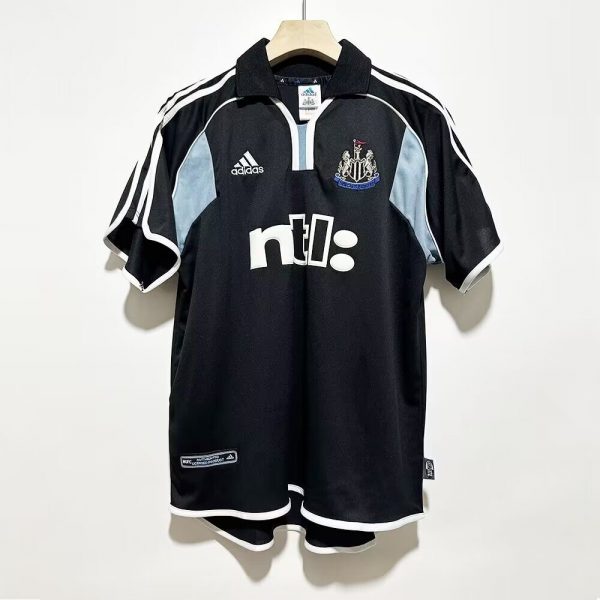 Newcastle United 2000-02 Away Shirt