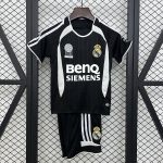 Madrid 2005-06 Away Kids Kit