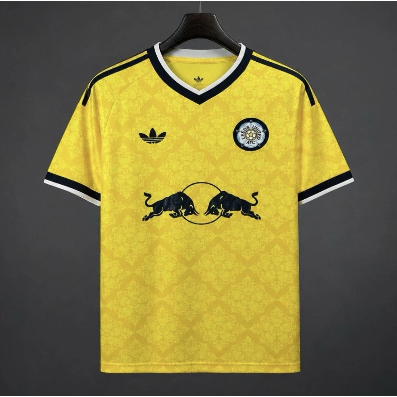 Leeds United 2026-27 Away Shirt Fan Version