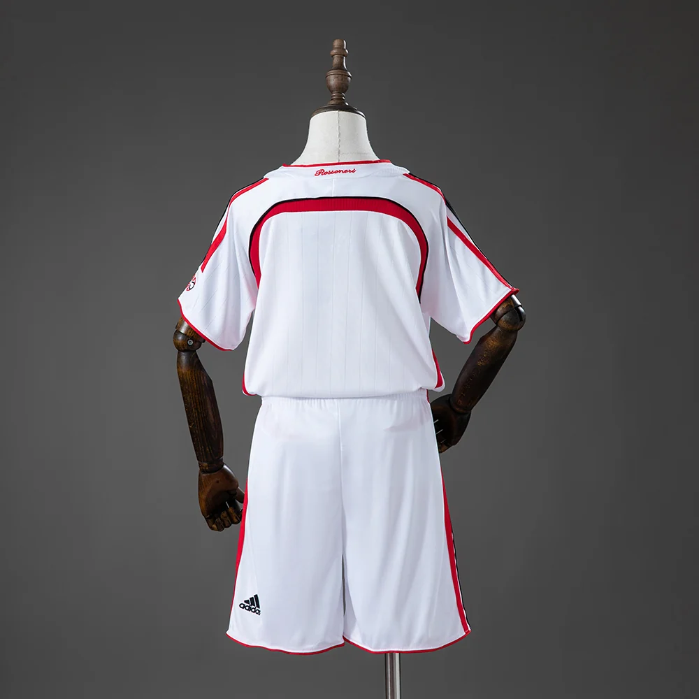 AC Milan 2007 Champions League Final Kids Kit - Image 4