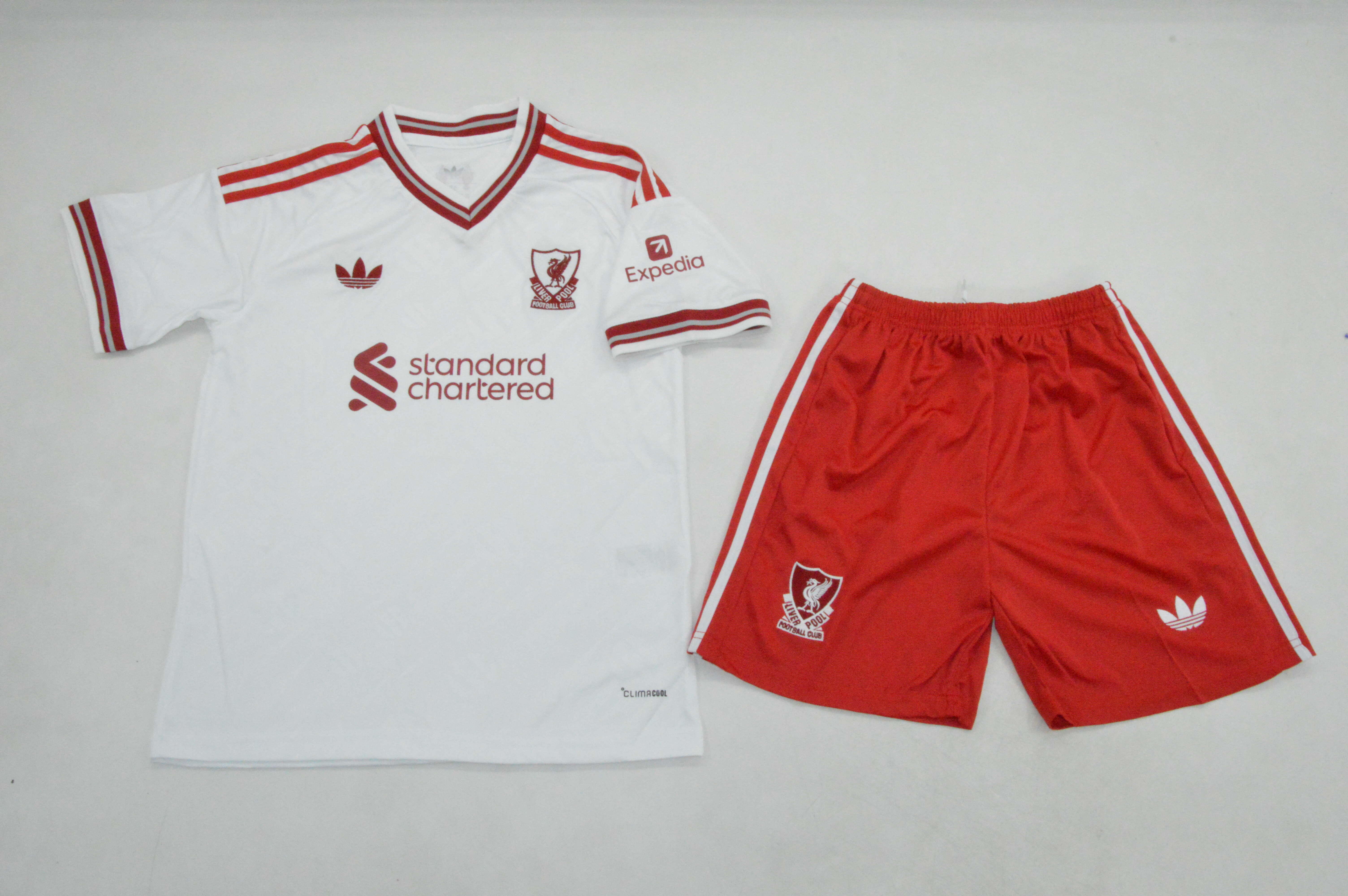 Liverpool 2026-27 Away Kids Kit